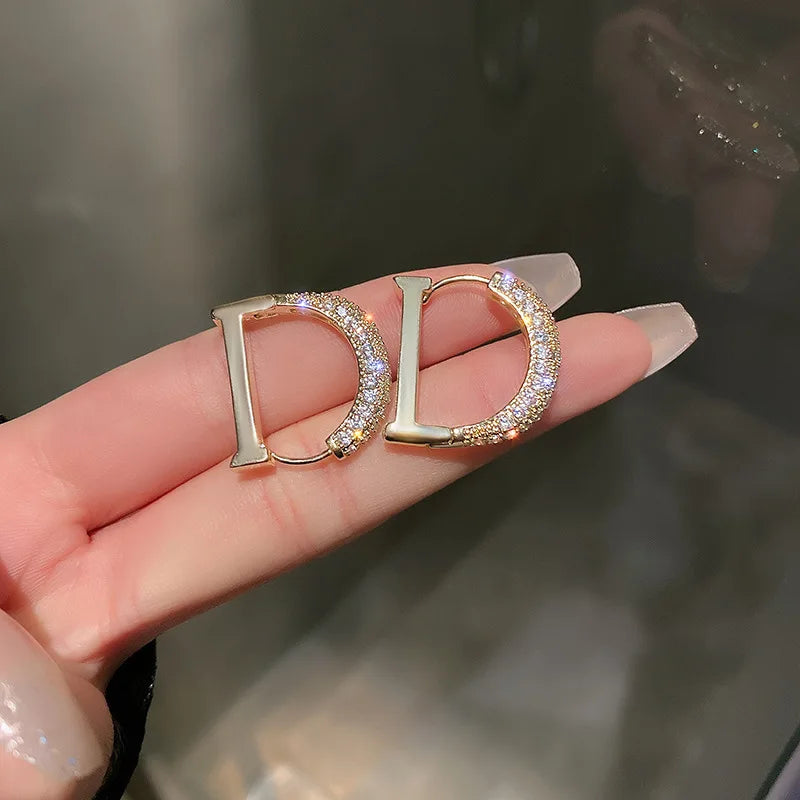 New Fashion Full of Rhinestone Letter D Earrings