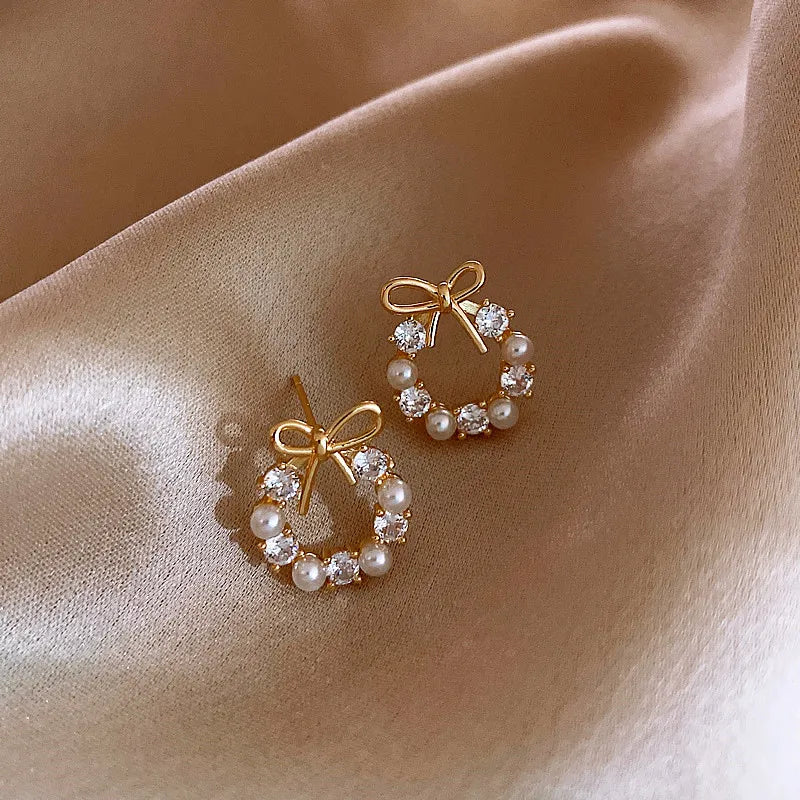 Round Crystal Wreath Bow Stud Earrings